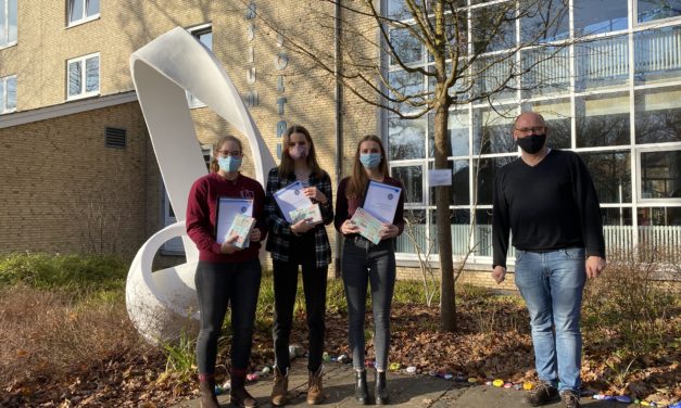 Buchpreise am Gymnasium Soltau verliehen – Landeswettbewerb Ev. Religion „Zukunft“