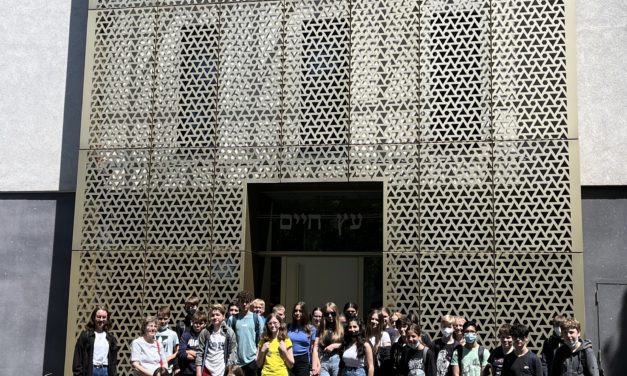 Jg 7 besucht liberale Synagoge in Hannover